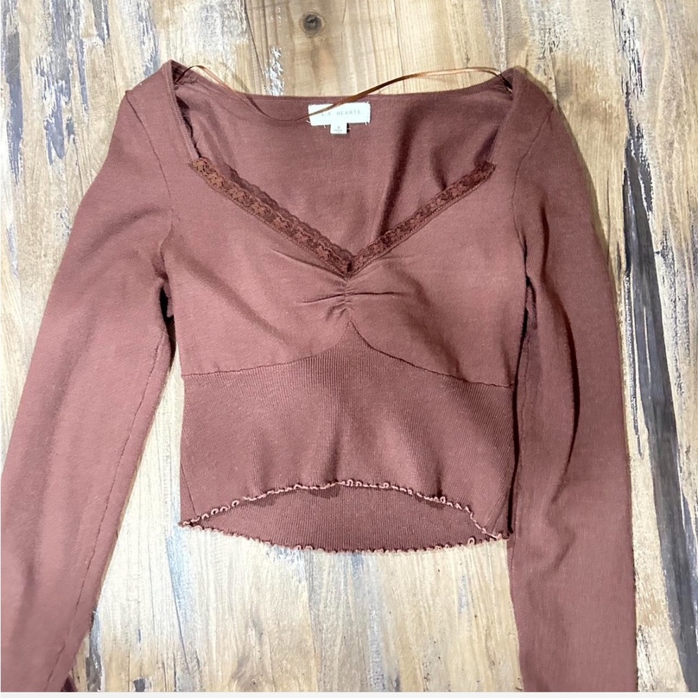 La Hearts Brown Top with Lace Accent